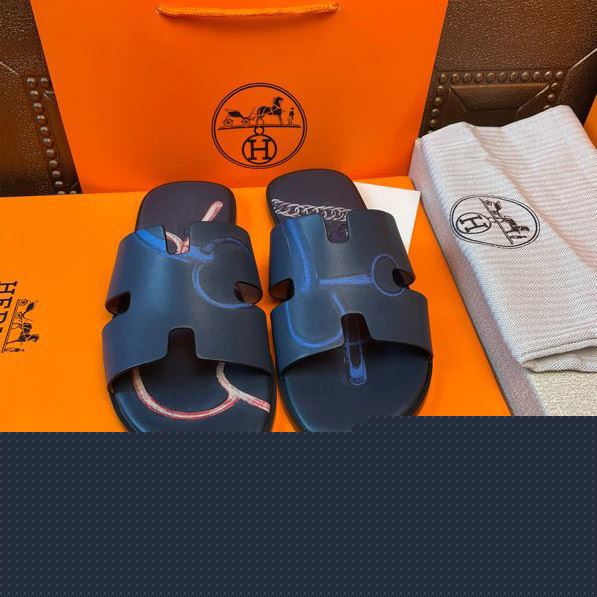 H**mes slippers